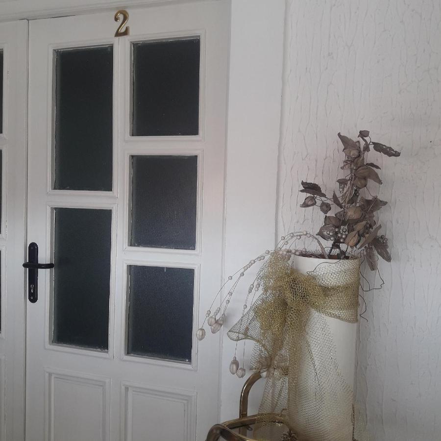 Apartmani Ni エクステリア 写真