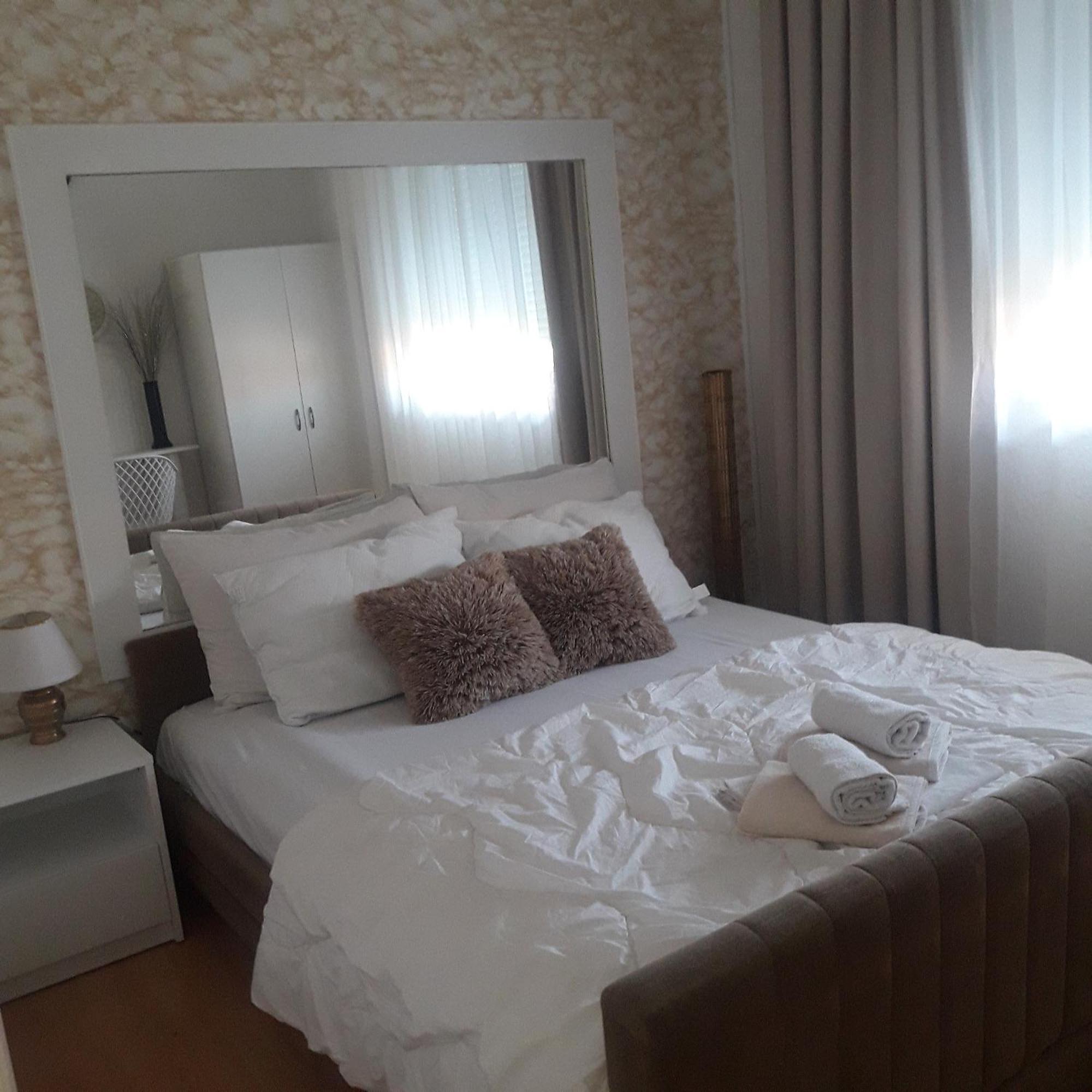 Apartmani Ni エクステリア 写真